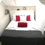 3-tourist House Bologna-mansarda - Self Check-in