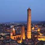 Apartman 3-tourist House Bologna-mansarda - Self Check-in *