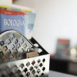 3-tourist House Bologna-mansarda - Self Check-in Apartman