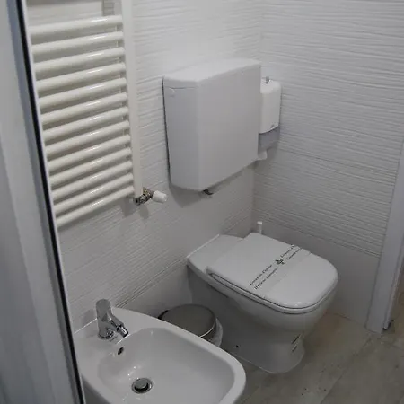 3-tourist House Bologna-mansarda - Self Check-in Appartement Bologna