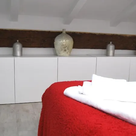 Apartamento 3-tourist House Bologna-mansarda - Self Check-in *