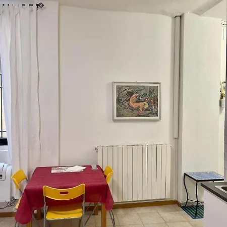 3-tourist House Bologna-mansarda - Self Check-in Bolonha