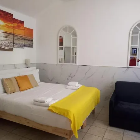 3-tourist House Bologna-mansarda - Self Check-in