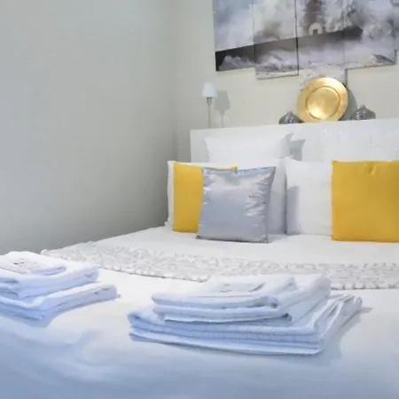 3-tourist House Bologna-mansarda - Self Check-in Apartmán