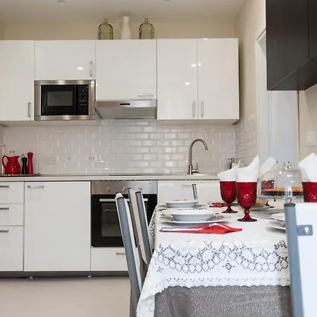 3-tourist House Bologna-mansarda - Self Check-in Apartment *