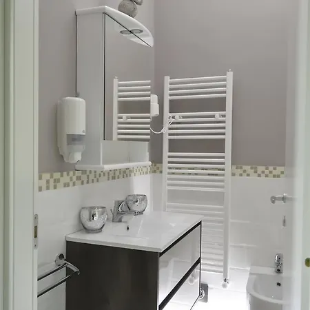 3-tourist House Bologna-mansarda - Self Check-in * 볼로냐