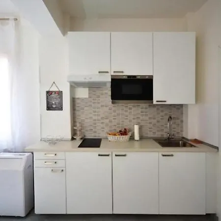 3-tourist House Bologna-mansarda - Self Check-in 아파트 볼로냐