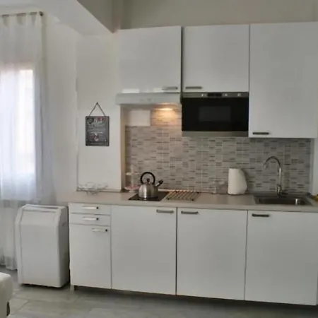 3-tourist House Bologna-mansarda - Self Check-in