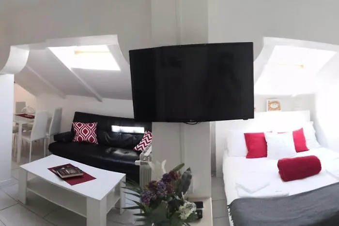 Apartmán 3-tourist House Bologna-mansarda - Self Check-in *