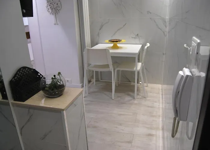 3-tourist House Bologna-mansarda - Self Check-in Appartement