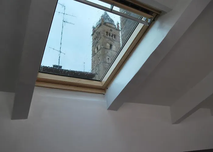 Lejlighed 3-tourist House Bologna-mansarda - Self Check-in