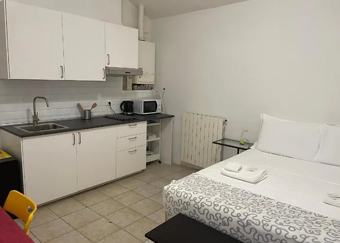 3-tourist House Bologna-mansarda - Self Check-in Apartmán Boloňa