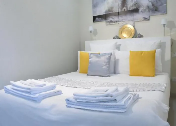 3-tourist House Bologna-mansarda - Self Check-in Appartement