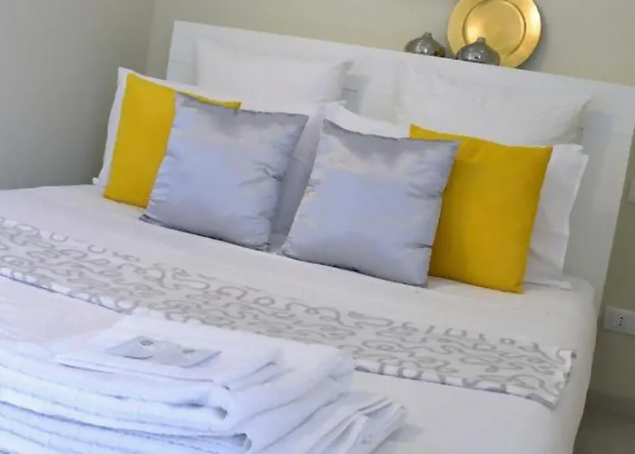 3-tourist House Bologna-mansarda - Self Check-in Appartement *