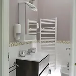 3-tourist House Bologna-mansarda - Self Check-in * Boloňa