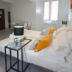 3-tourist House Bologna-mansarda - Self Check-in Apartmán *