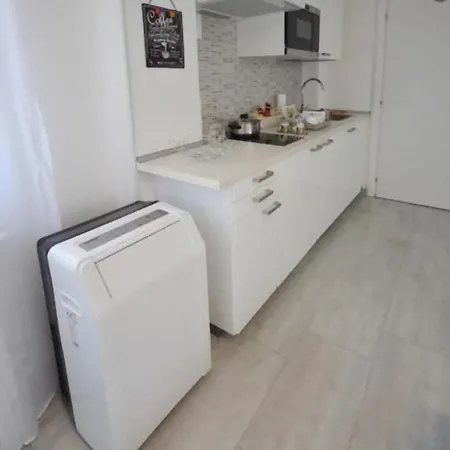 3-tourist House Bologna-mansarda - Self Check-in Daire *