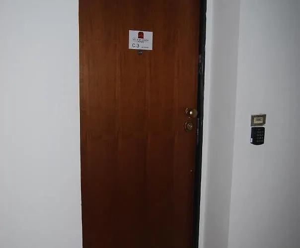 3-tourist House Bologna-mansarda - Self Check-in Bolonia