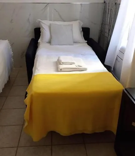 3-tourist House Bologna-mansarda - Self Check-in Apartamento *