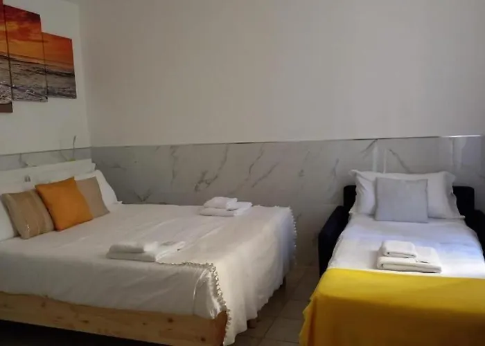 3-tourist House Bologna-mansarda - Self Check-in * Bolonia