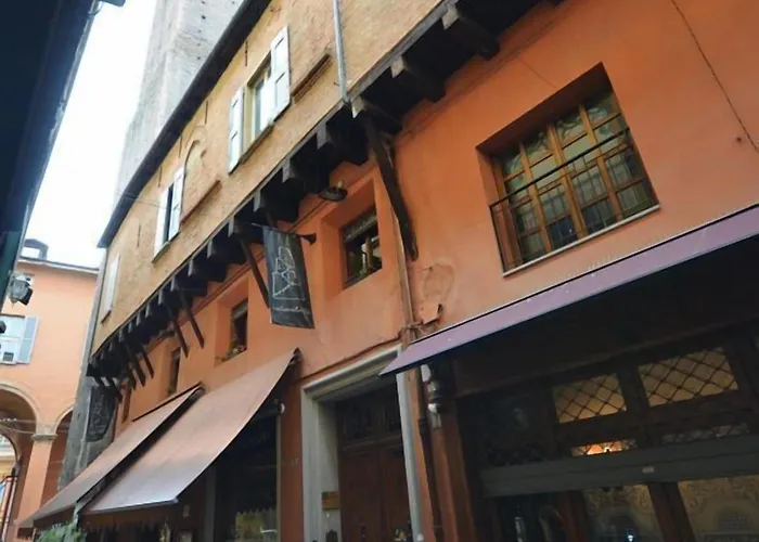 3-tourist House Bologna-mansarda - Self Check-in * Bolonia