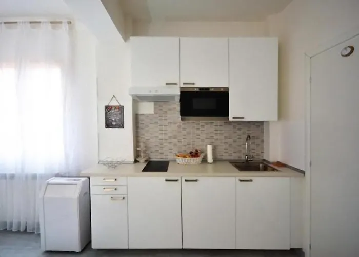 3-tourist House Bologna-mansarda - Self Check-in Apartamento Bolonia