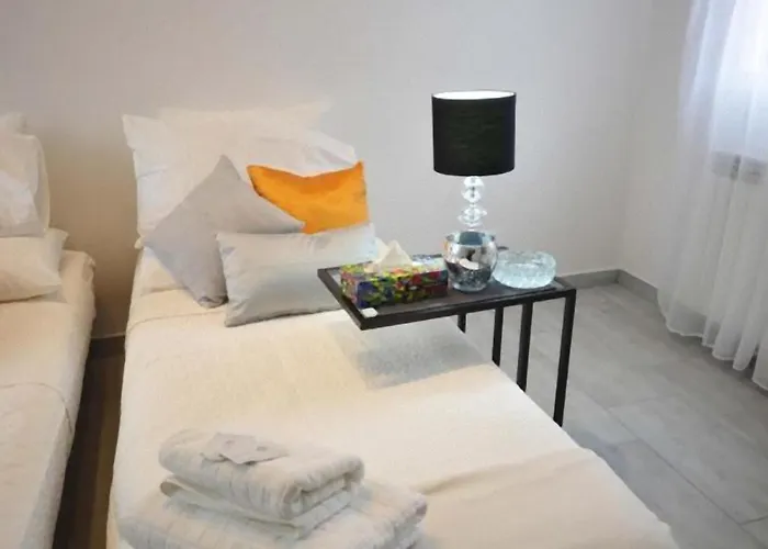 3-tourist House Bologna-mansarda - Self Check-in Apartamento Bolonia