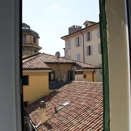 3-tourist House Bologna-mansarda - Self Check-in Lägenhet *