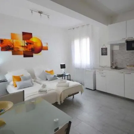 Lägenhet 3-tourist House Bologna-mansarda - Self Check-in