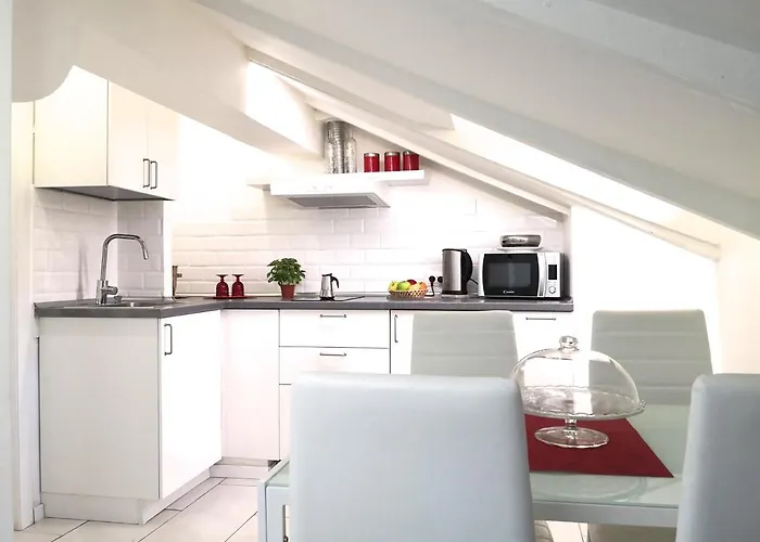 3-tourist House Bologna-mansarda - Self Check-in