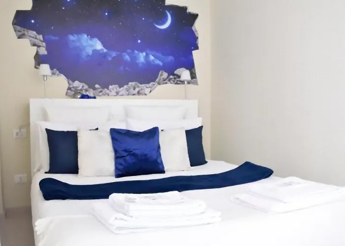 3-tourist House Bologna-mansarda - Self Check-in بولونيا