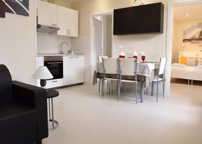 3-tourist House Bologna-mansarda - Self Check-in شقة